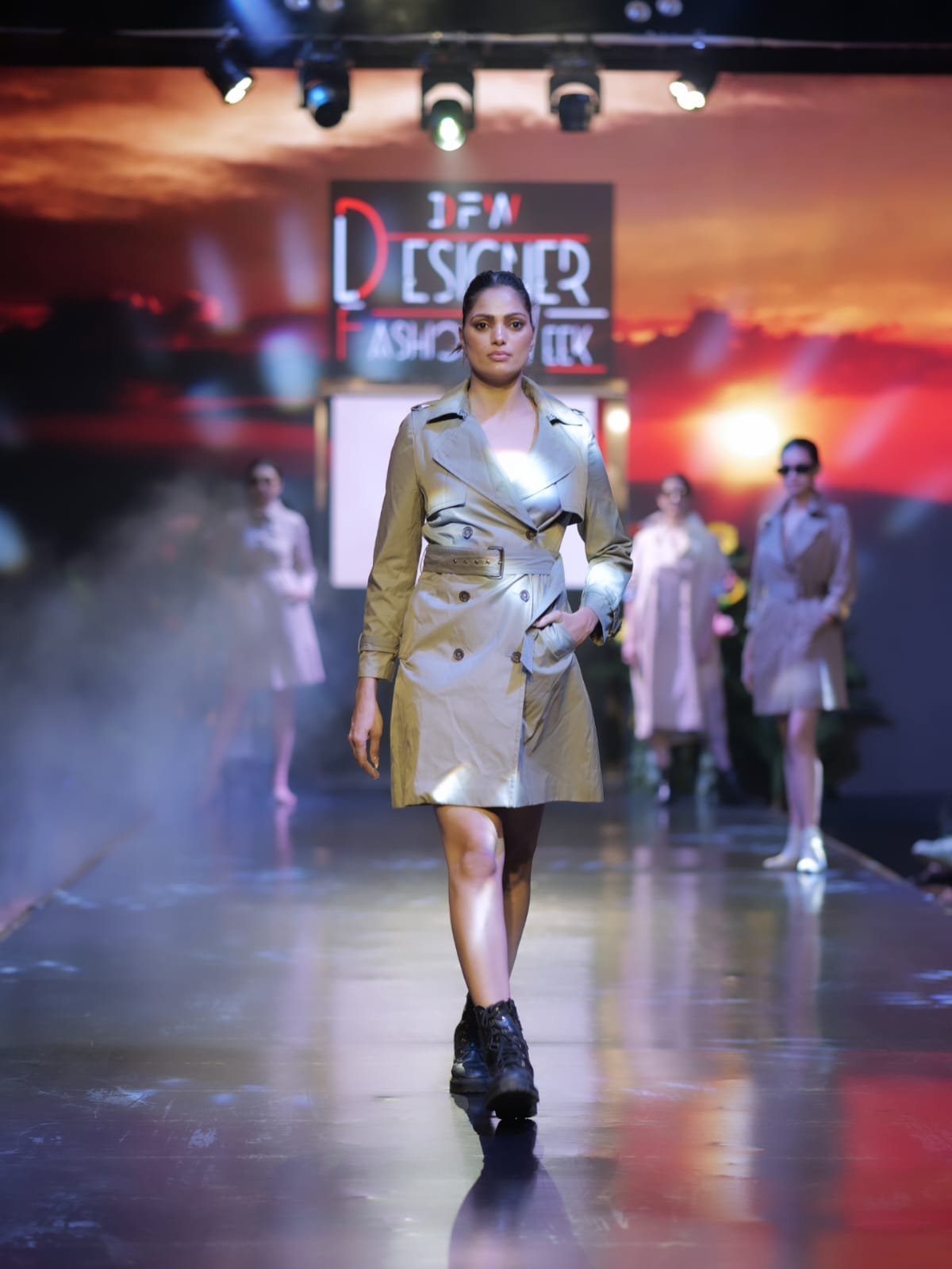 DFW 3D Season 2 runway look 4